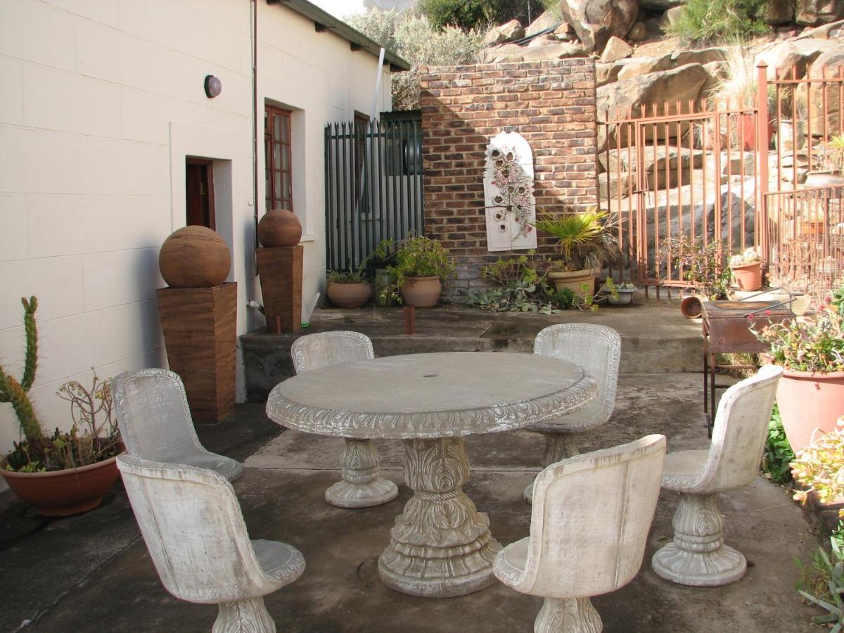 Toverberg Guest Houses Colesberg Esterno foto